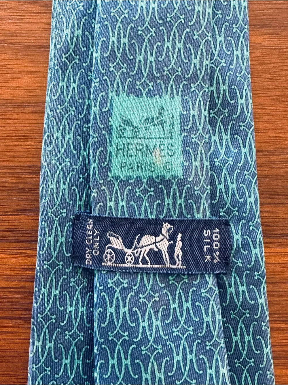 Hermes Silk Tie in Navy & Teal Interlocking Motif (imperfect)